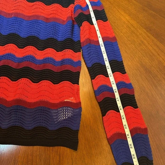 Missoni Multicolor Wave Knit Sweater – Iconic Pattern - Picture 6 of 11